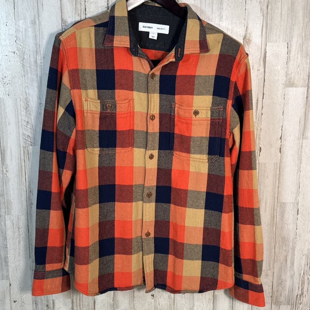 Old Navy Men’s Thick Plaid Flannel Button Up Large